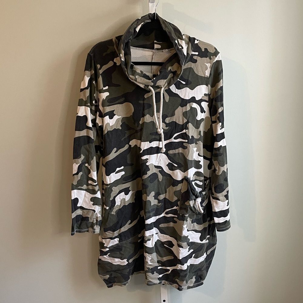 Kaktus Oversized Army Green Camo Sweatshirt Dress